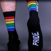 SNEAKFREAXX - Socken I PRIDE-Edition BLACK I regenbogenfarben